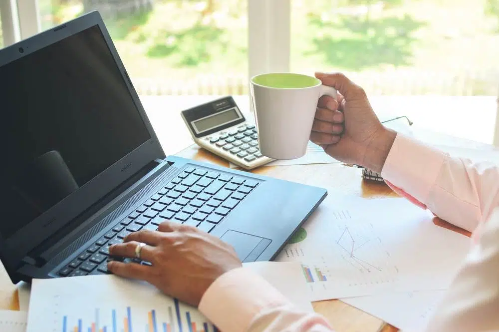 Le guide de l'entrepreneur : étapes, statut et réussite du travailleur indépendant