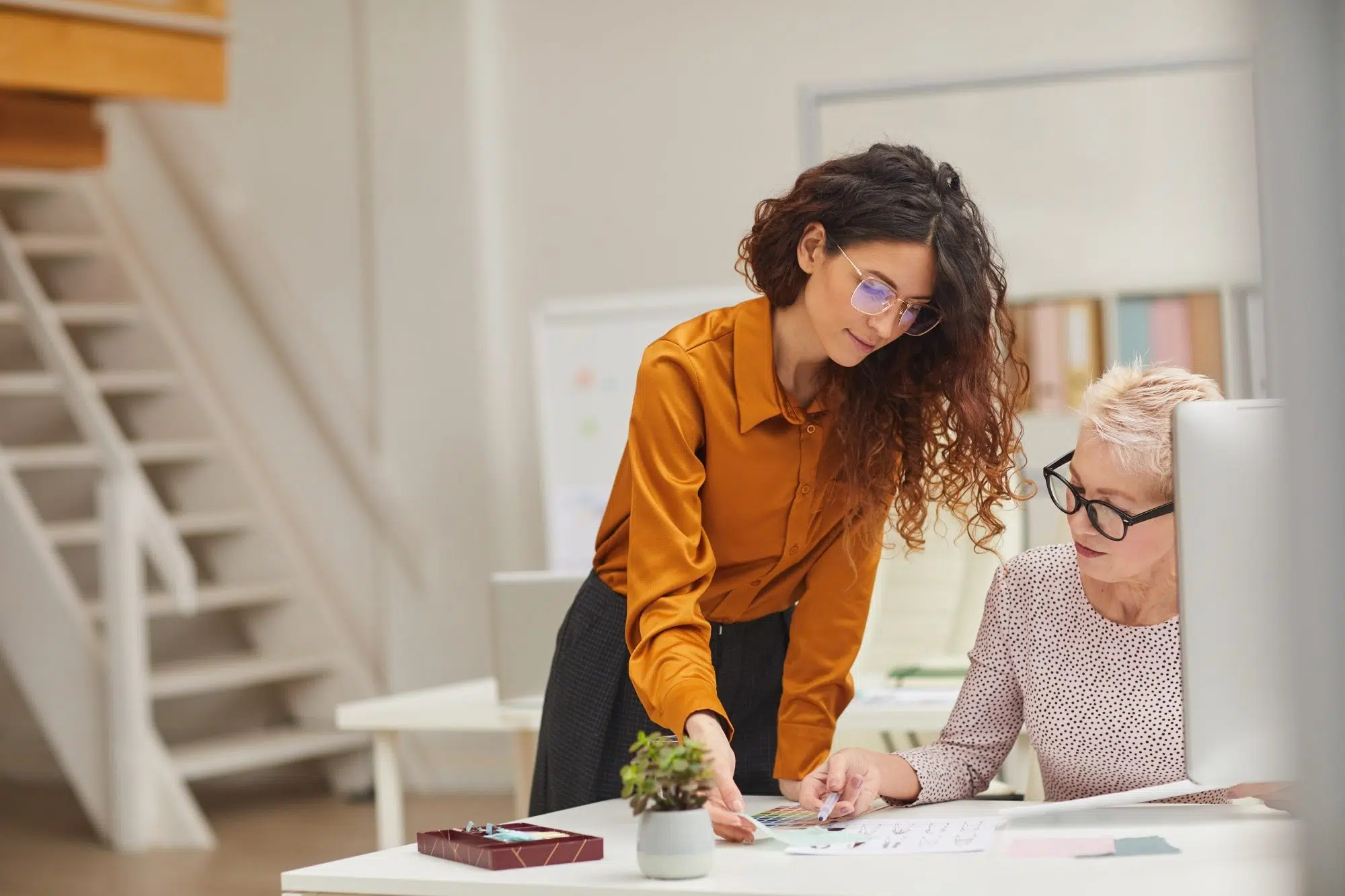 Travailler à son compte : comment se lancer en 2024 ?