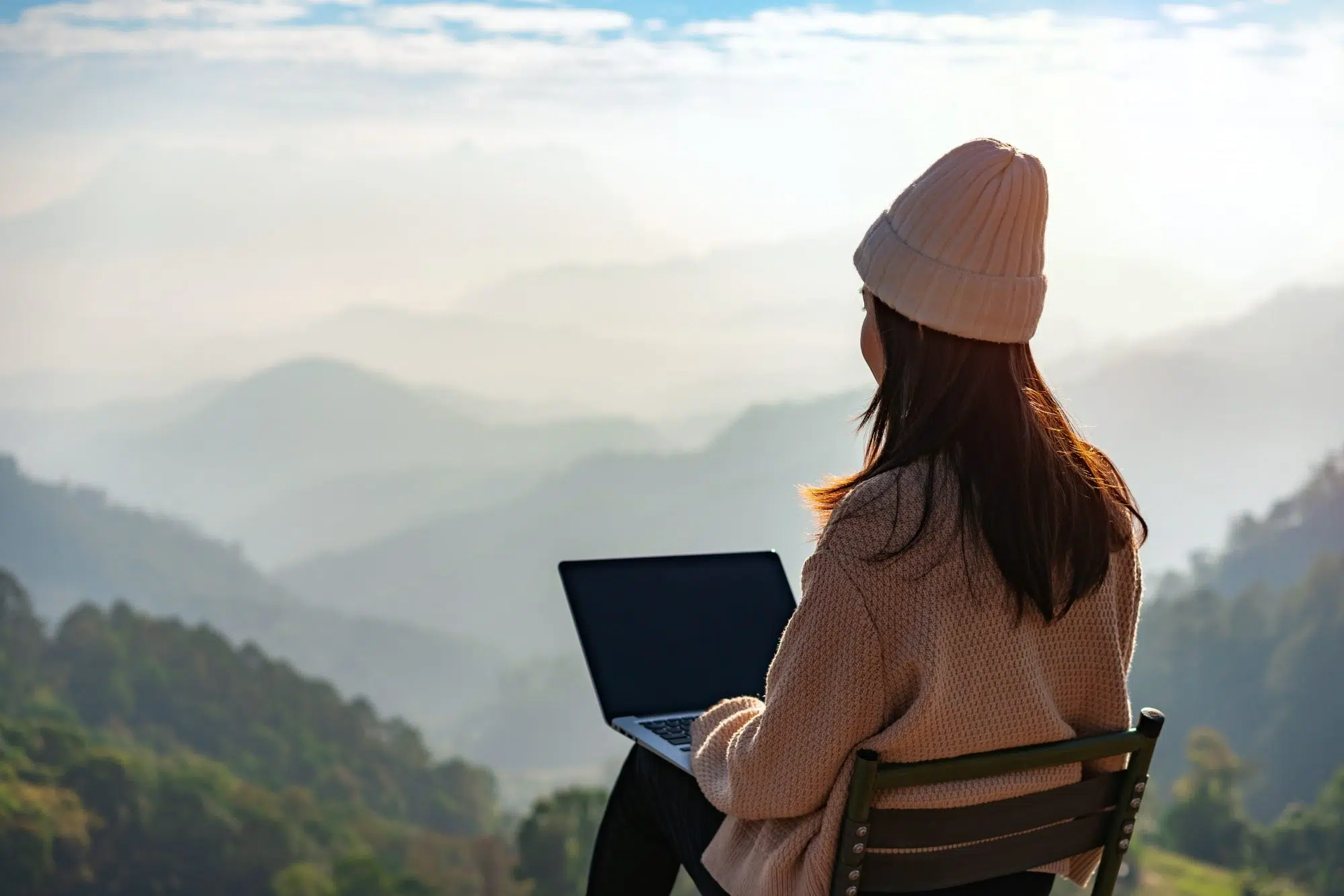 Le nomadisme digital : Comment le portage salarial s'adapte-t-il à ce nouveau mode de travail ?